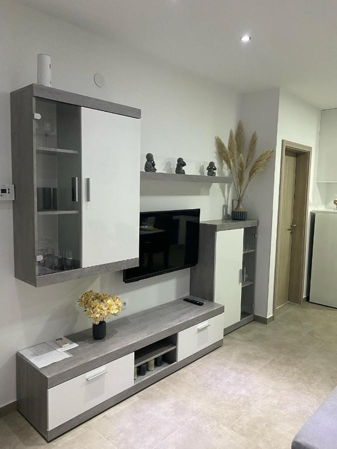 Apartman Nada Slavonski Brod Exterior foto